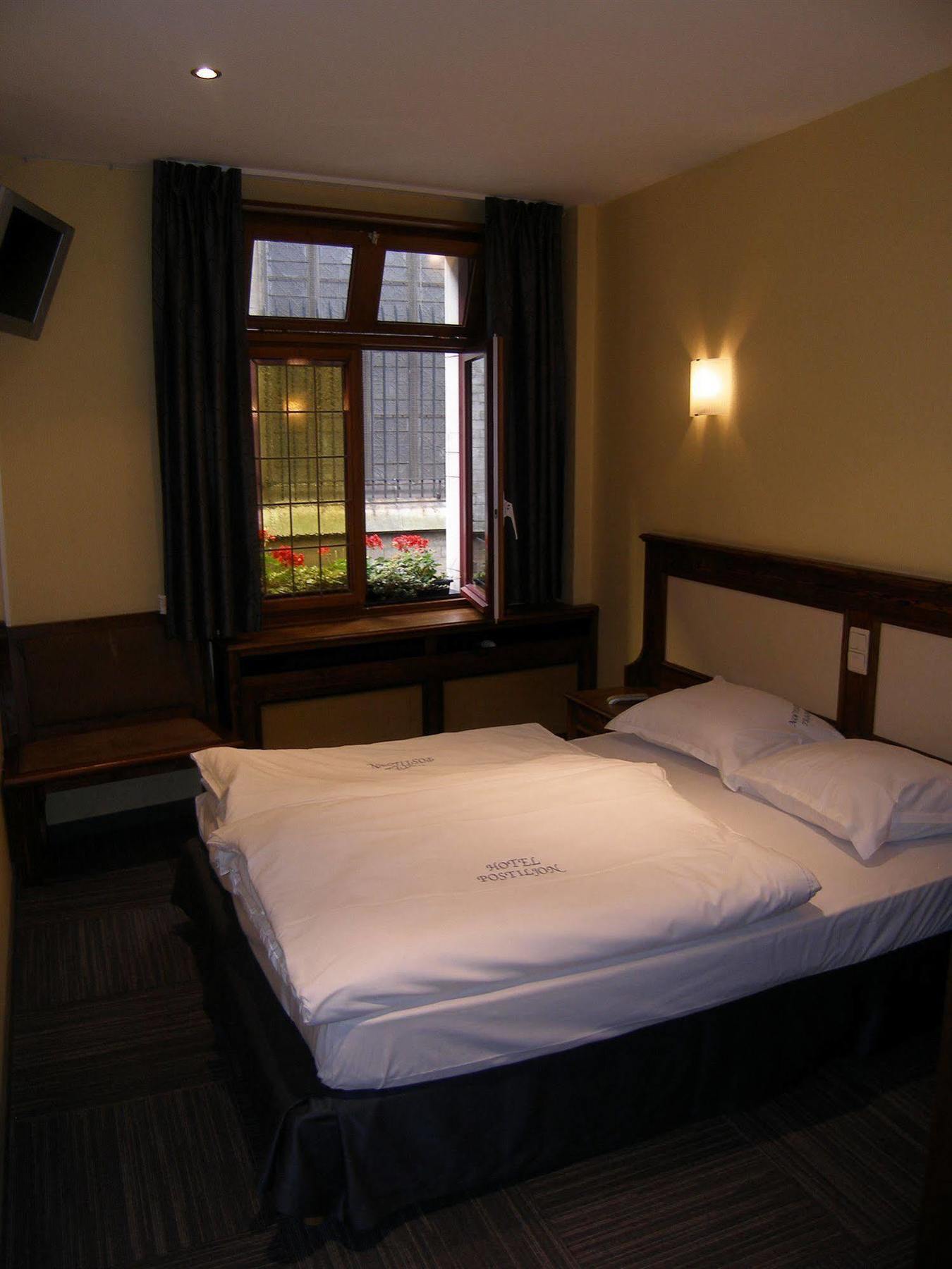 P6 Antwerp Hotel Exterior photo
